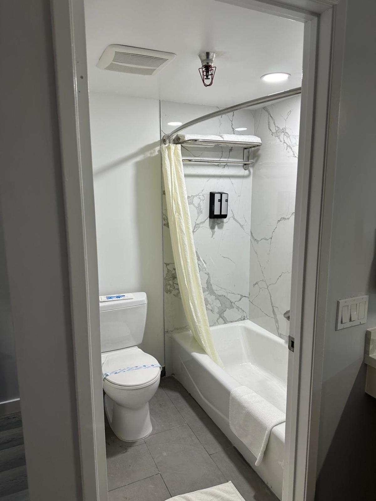 Beach Inn Motel Хънтингтън Бийч Екстериор снимка